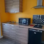 La Grelauderie 4 *